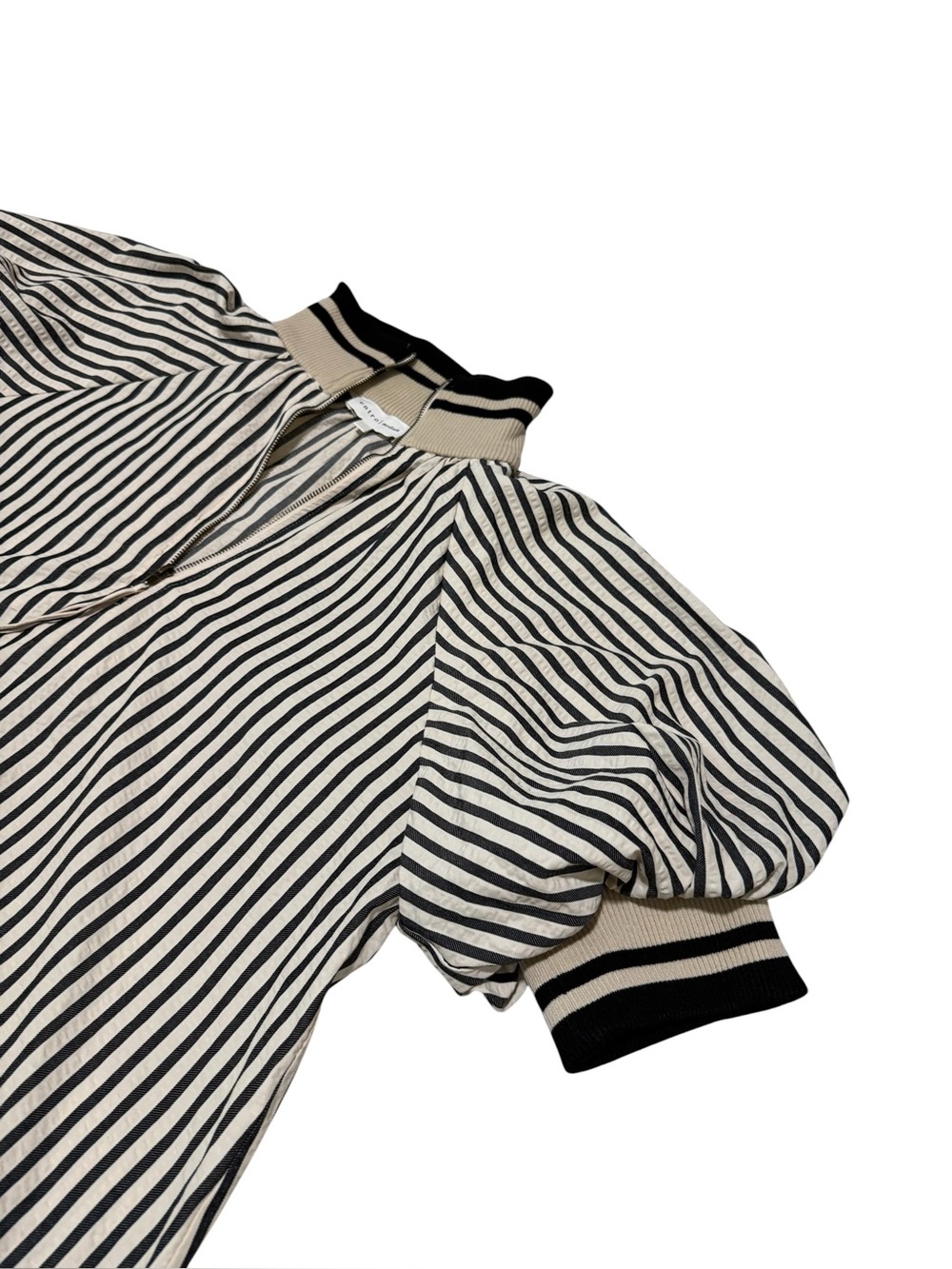 Entro Vera Striped Puff Sleeve Top in Cream, Grey, Black Size Medium - Picture 4 of 7